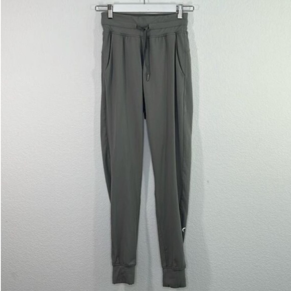 ZYIA Activewear Grey Ascend Joggers style #1495 size small‎ - Picture 2 of 7